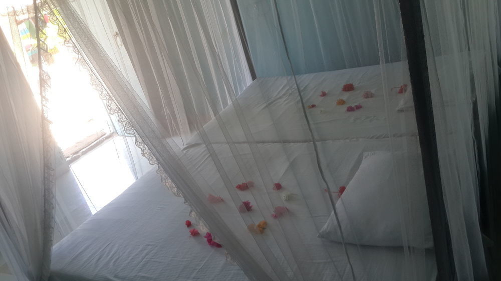 Bed and Breakfast Sea Song Унаватуна Екстер'єр фото